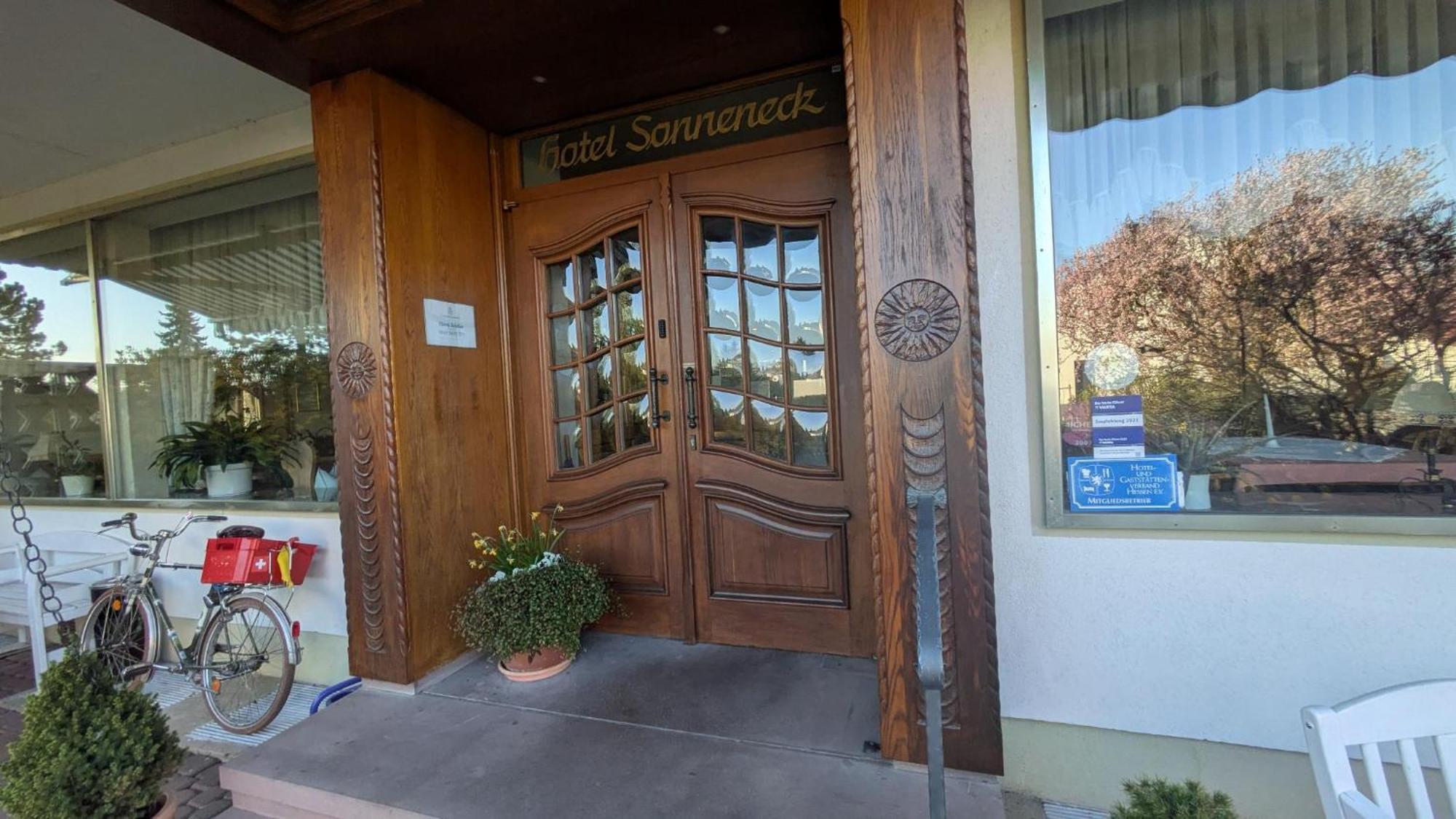 Landhotel Sonneneck - Breuna Im Naturpark מראה חיצוני תמונה