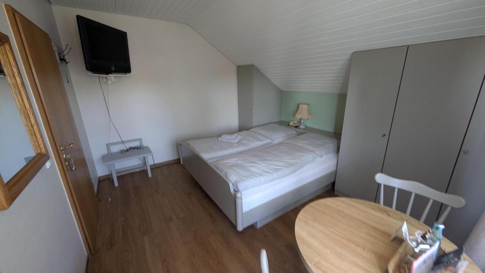 Landhotel Sonneneck - Breuna Im Naturpark מראה חיצוני תמונה