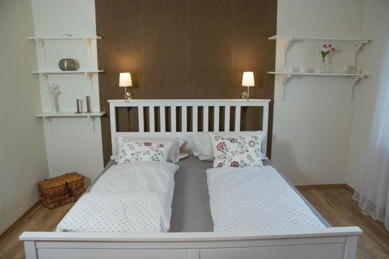 Landhotel Sonneneck - Breuna Im Naturpark מראה חיצוני תמונה
